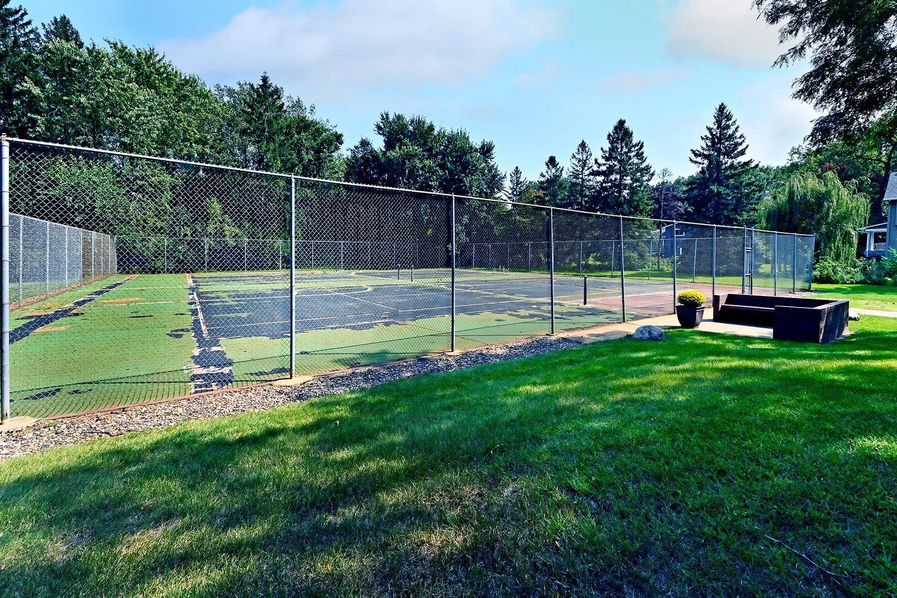 1700 Lexington Ave 11 MLS.jpg