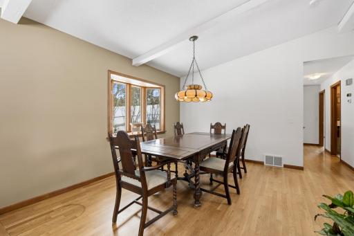 6929 Glenwood Avenue, Golden Valley, MN 55427