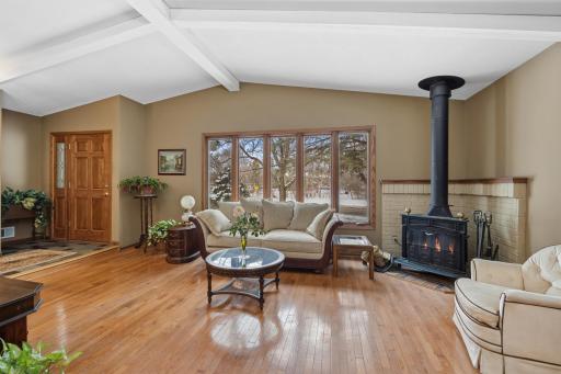 6929 Glenwood Avenue, Golden Valley, MN 55427