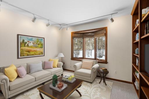 6929 Glenwood Avenue, Golden Valley, MN 55427