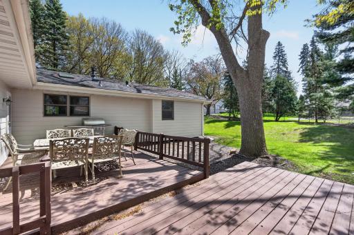 6929 Glenwood Avenue, Golden Valley, MN 55427