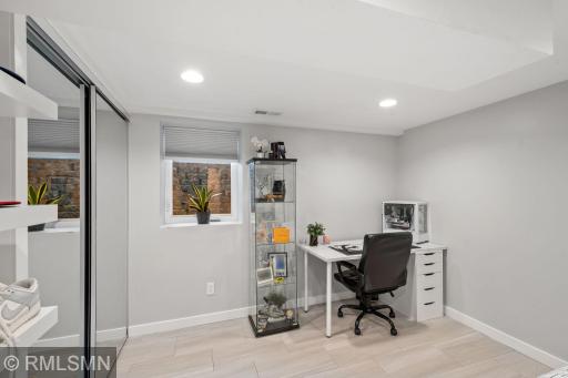 1715 Hillview Road, Saint Paul, MN 55126