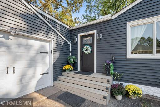 1715 Hillview Road, Saint Paul, MN 55126