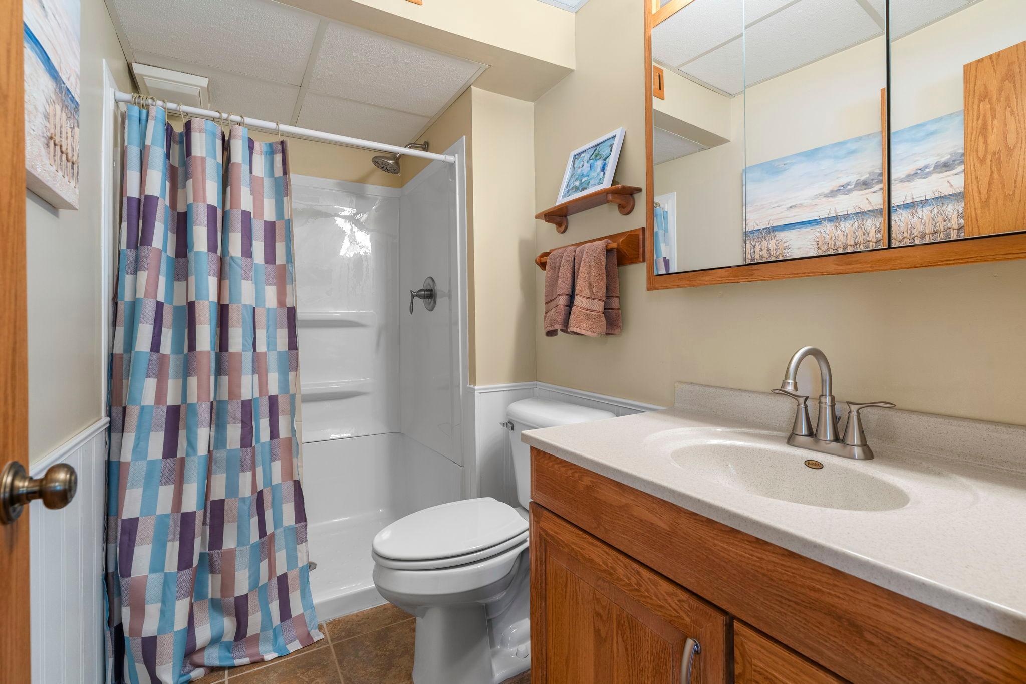 53-web-or-mls-6243 145th St N-392.jpg