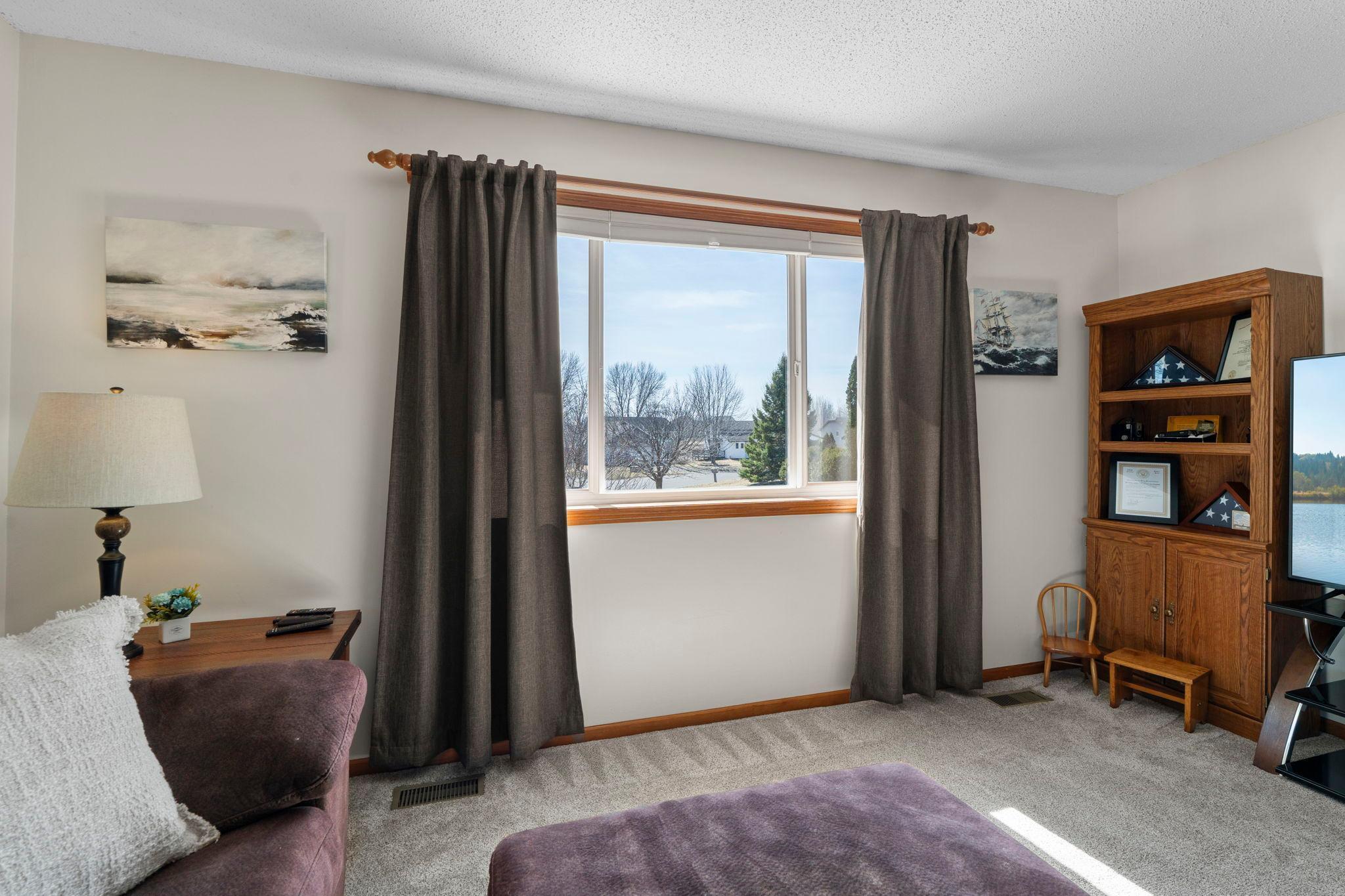 23-web-or-mls-6243 145th St N-292.jpg