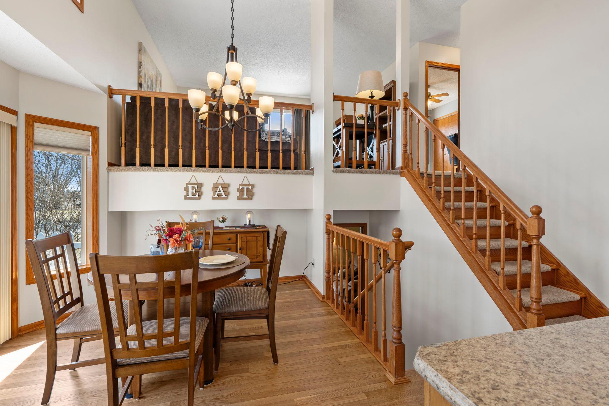 27-web-or-mls-6243 145th St N-267.jpg