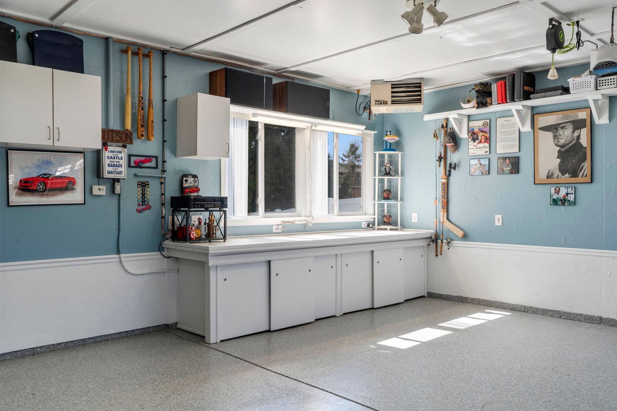 58-web-or-mls-6243 145th St N-217.jpg