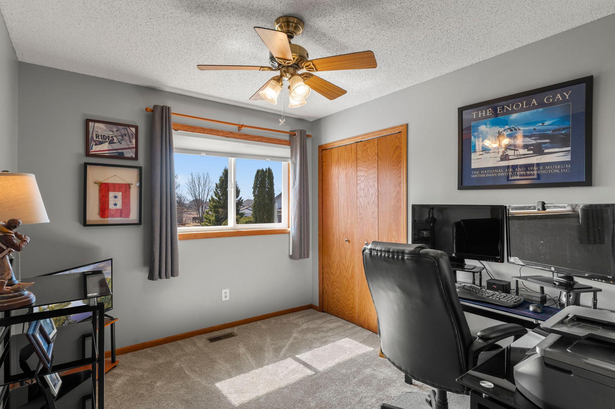 42-web-or-mls-6243 145th St N-332.jpg