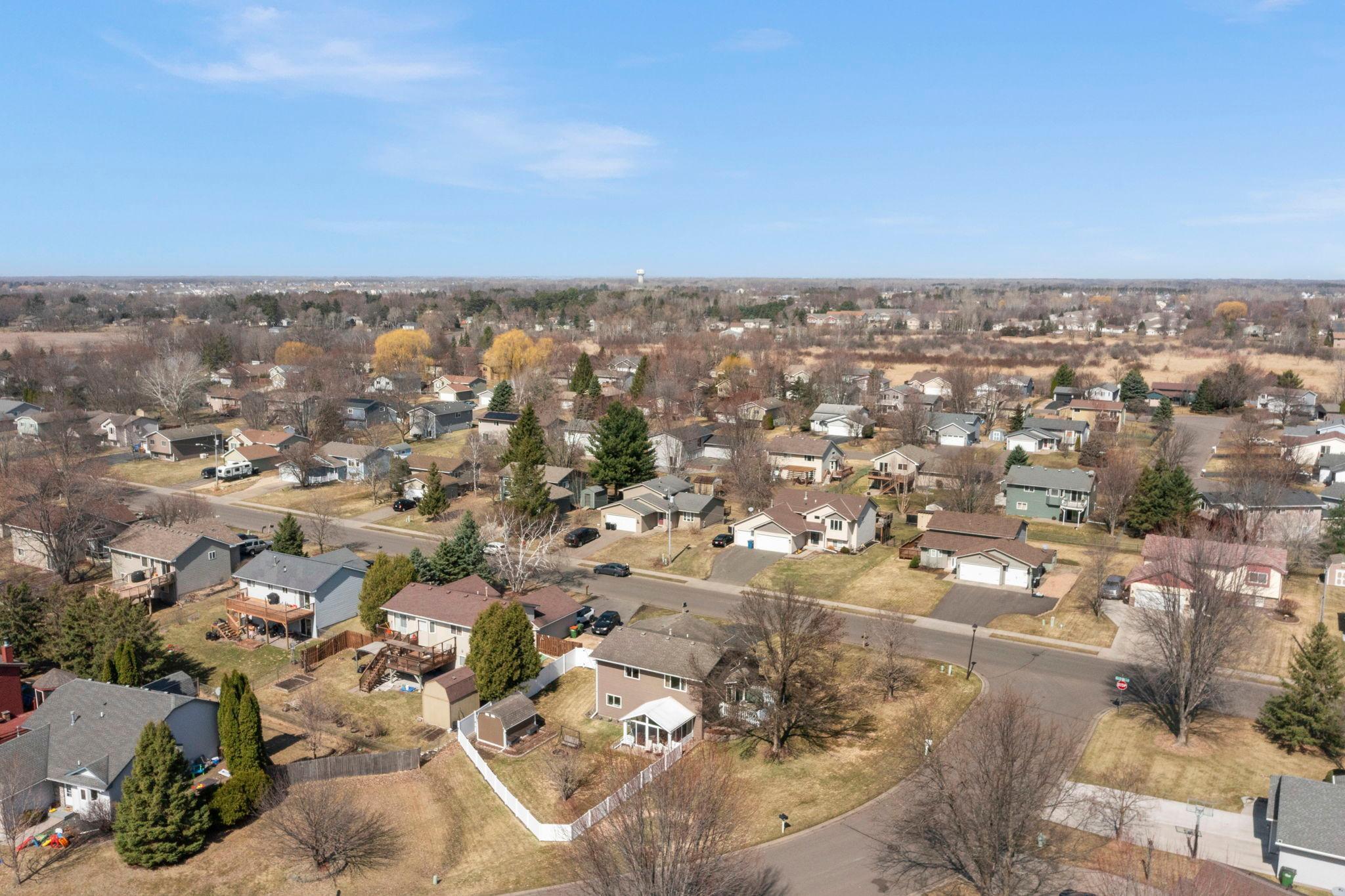 84-web-or-mls-6243 145th St N-37.jpg