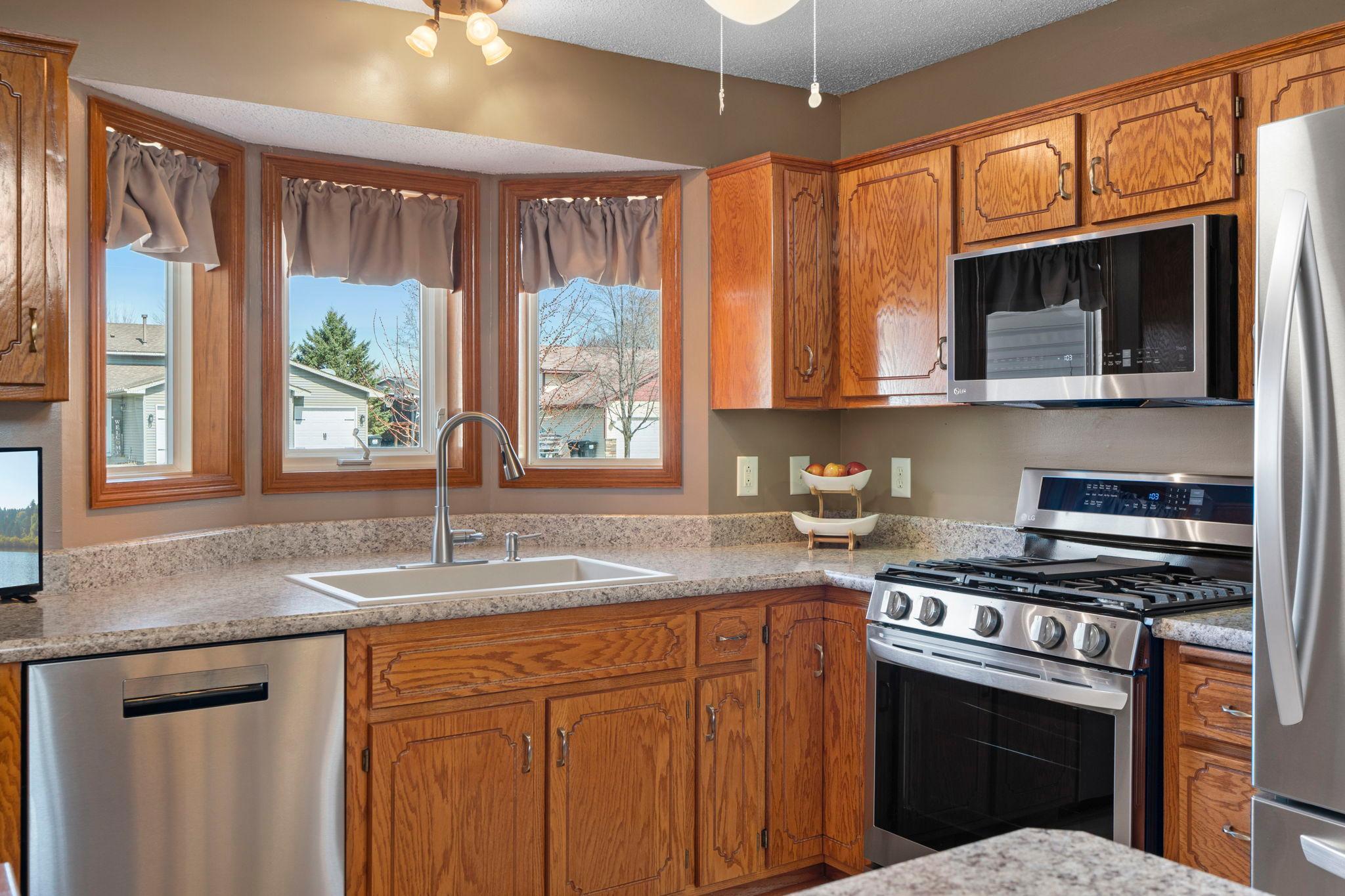 35-web-or-mls-6243 145th St N-257-2.jpg