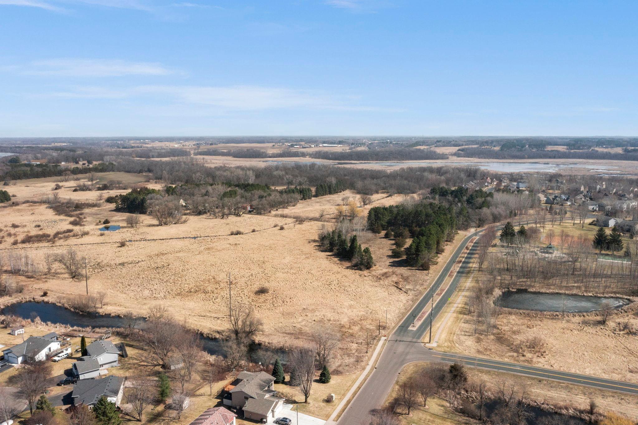 86-web-or-mls-6243 145th St N-43.jpg