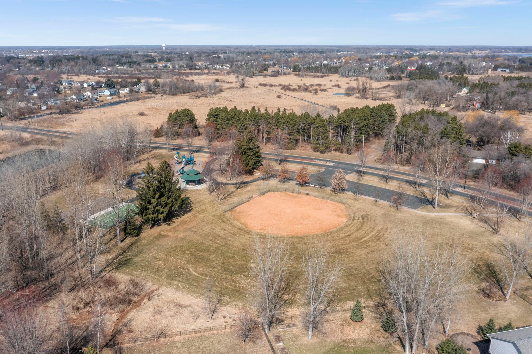 88-web-or-mls-6243 145th St N-51.jpg