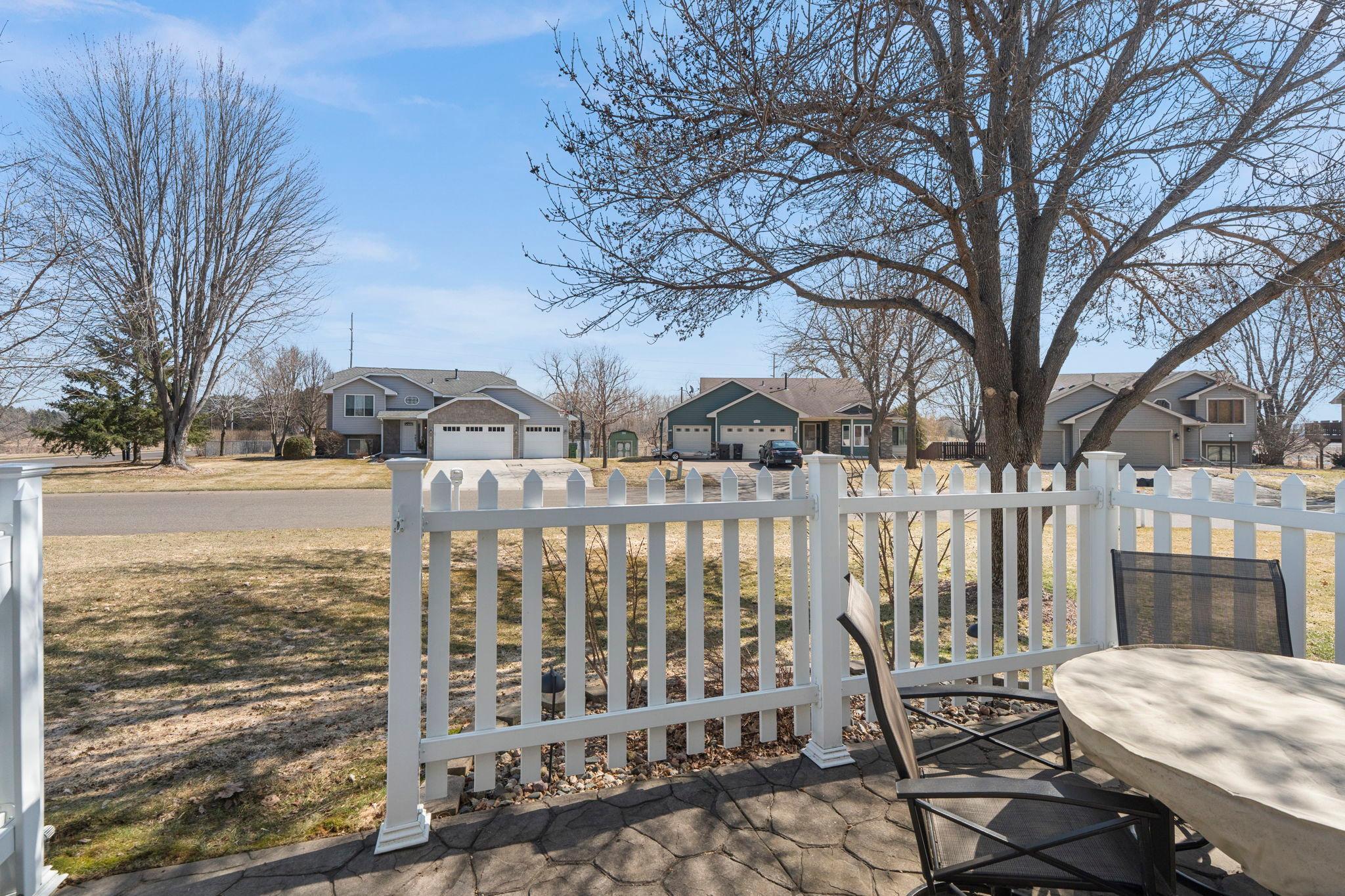 66-web-or-mls-6243 145th St N-115.jpg