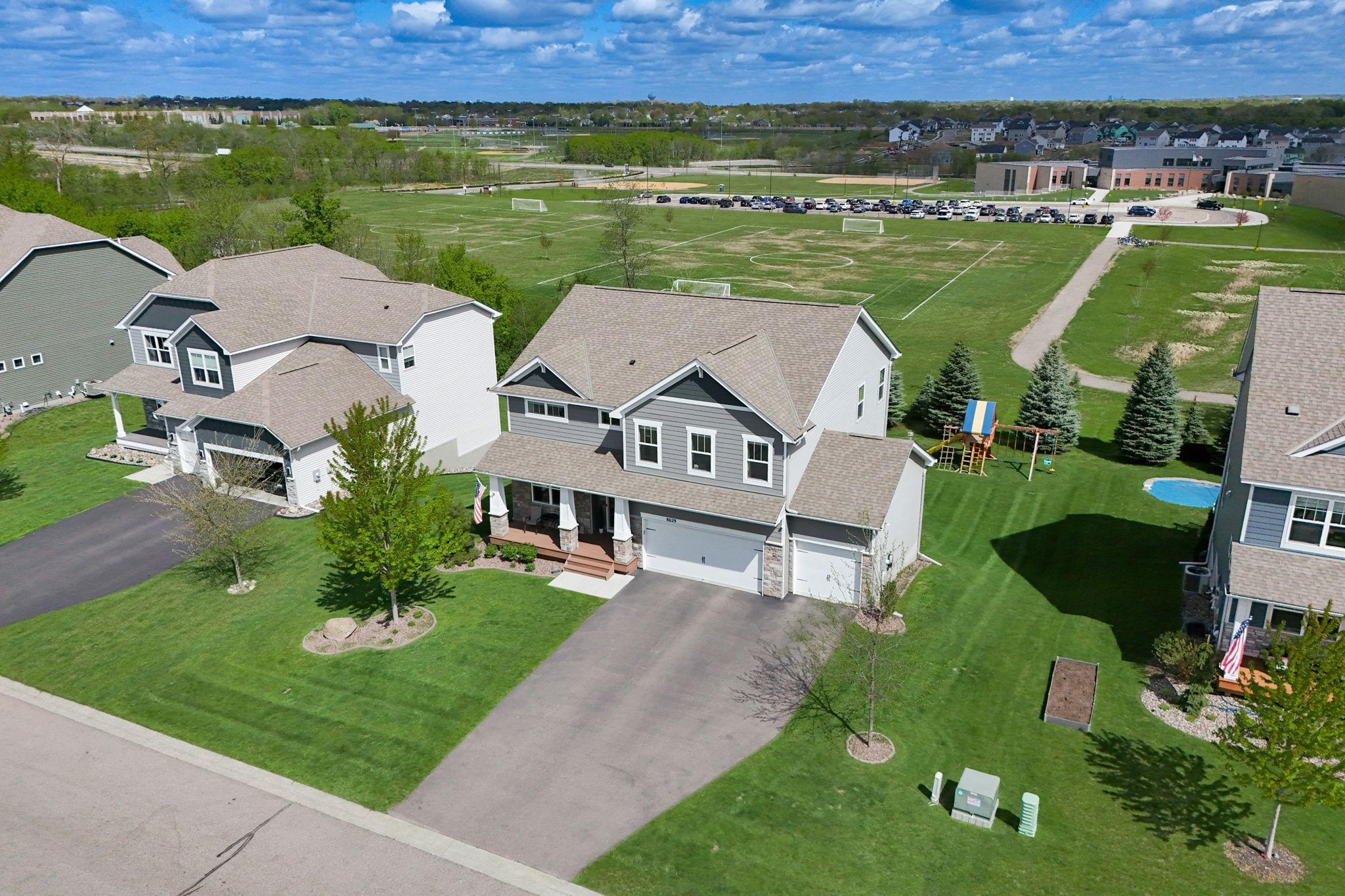 AWESOME LOCATION! Backs up to Highview Elementary!