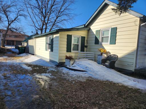 202 Langer Avenue S, Casselton, ND 58012