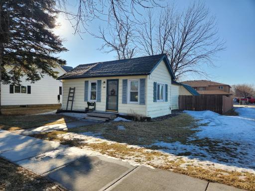 202 Langer Avenue S, Casselton, ND 58012