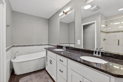 552 Panorama Circle NW, Rochester, MN 55901