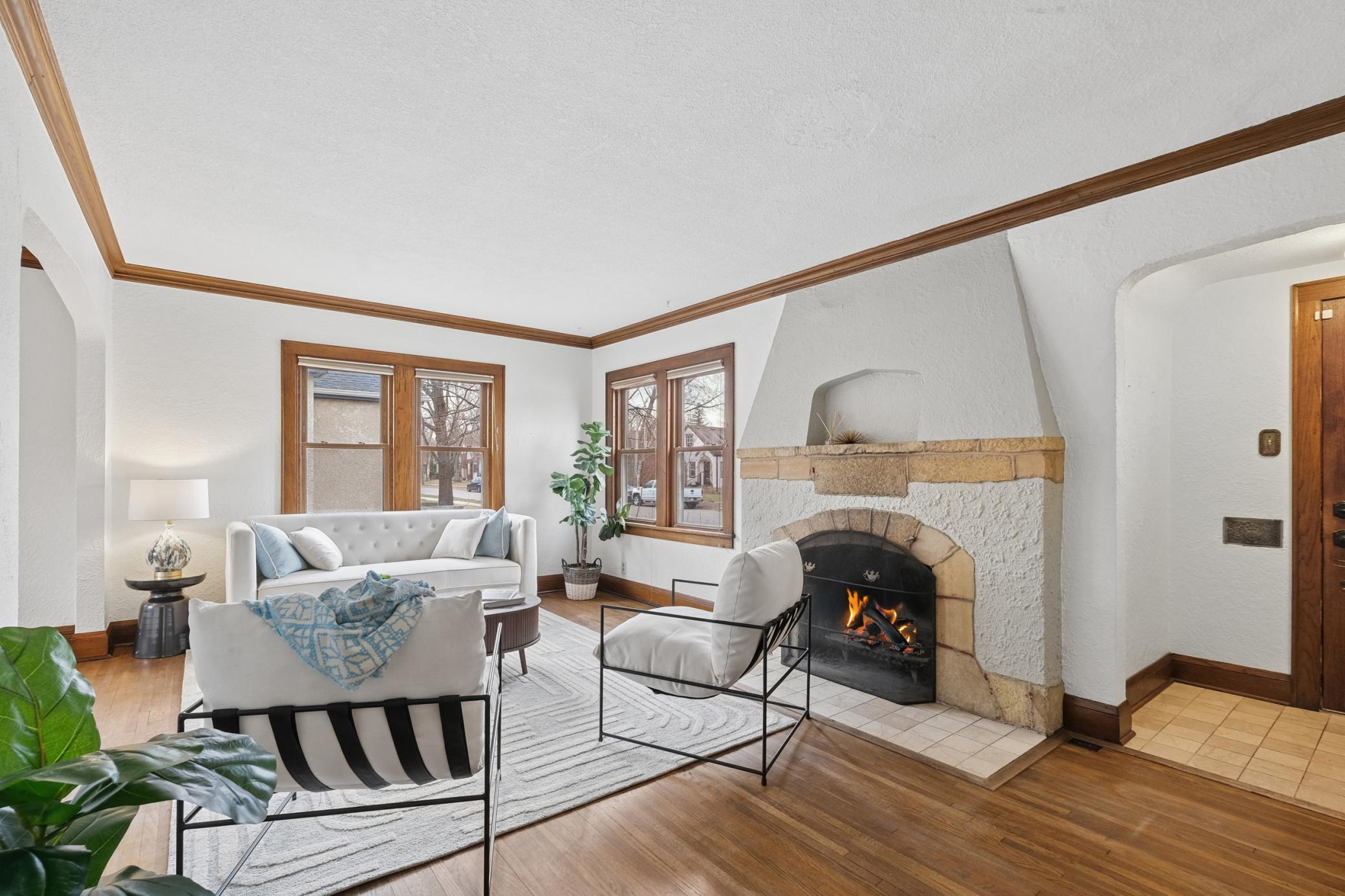 27_4344 vincent ave (141).jpg