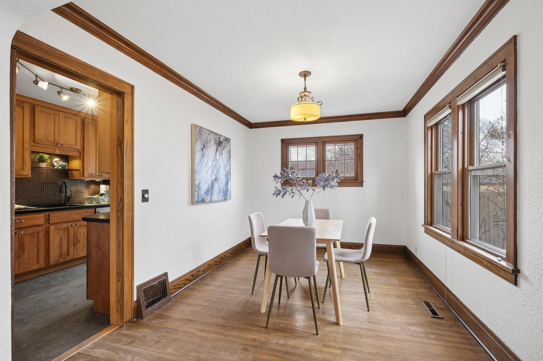 5_4344 vincent ave (16).jpg