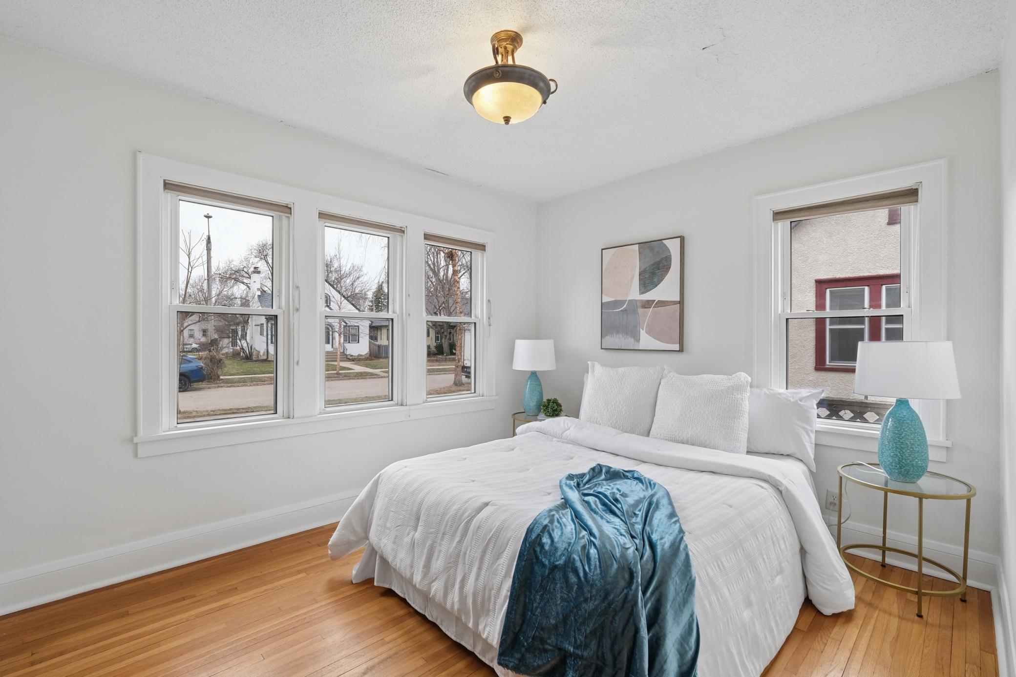 11_4344 vincent ave (41).jpg