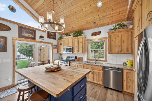 7177 Newcomb Avenue NW, Annandale, MN 55302