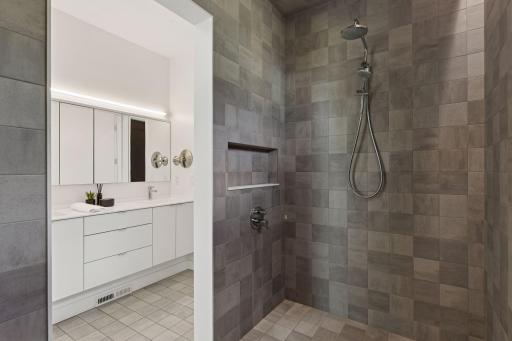 4043 Abbott Avenue South - Spacecrafting - 0033.jpg