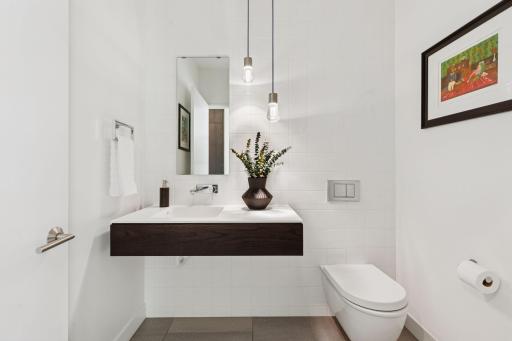 4043 Abbott Avenue South - Spacecrafting - 0010.jpg