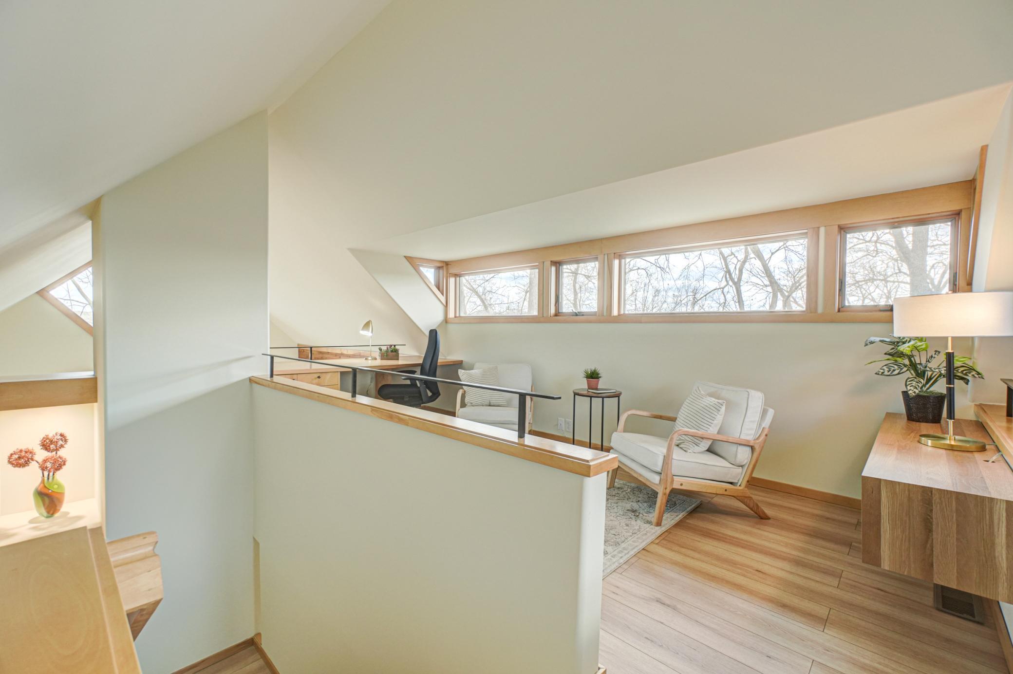 Top level "eagle's nest"