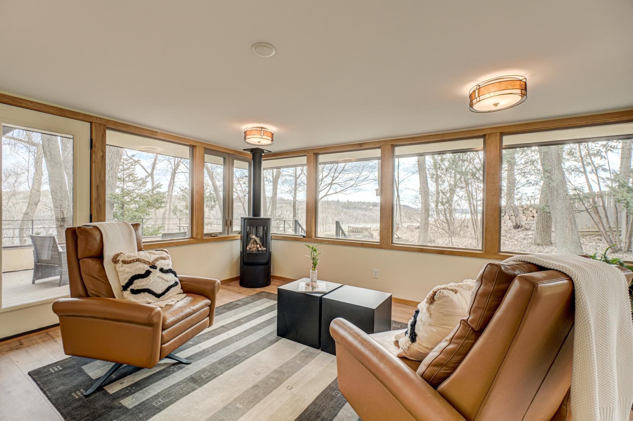 Views of the Historic Lift Bridge and the new bridge