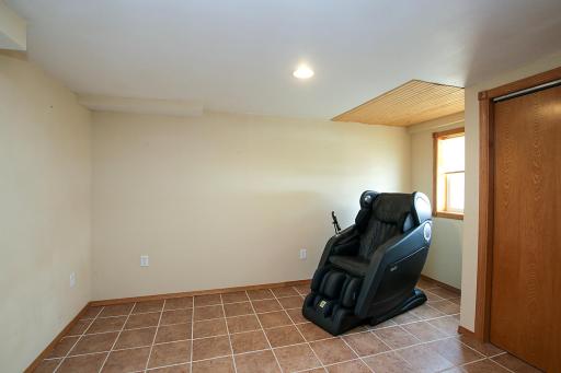 312 Milkyway Street N, Cosmos, MN 56228