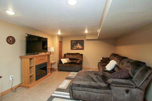 312 Milkyway Street N, Cosmos, MN 56228