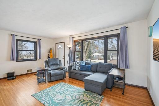 6216 Edgewood Avenue, Saint Paul, MN 55125