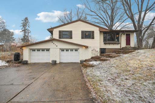 6216 Edgewood Avenue, Saint Paul, MN 55125