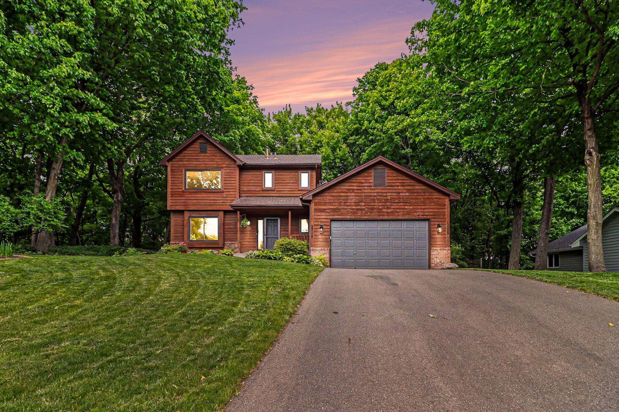 An amazing neighborhood- self-contained and quiet, but convenient to so much!