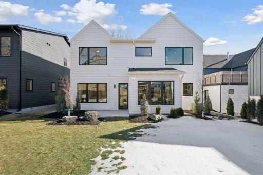 6136 Oaklawn Avenue, Edina, MN 55424