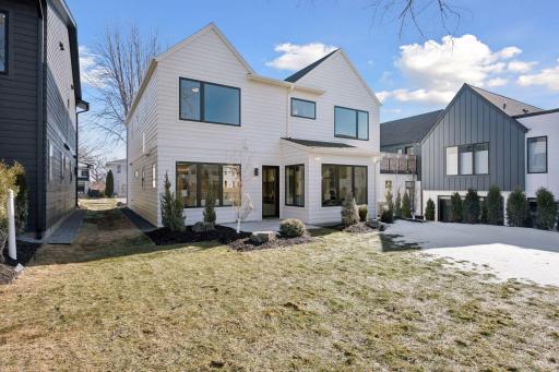 6136 Oaklawn Avenue, Edina, MN 55424