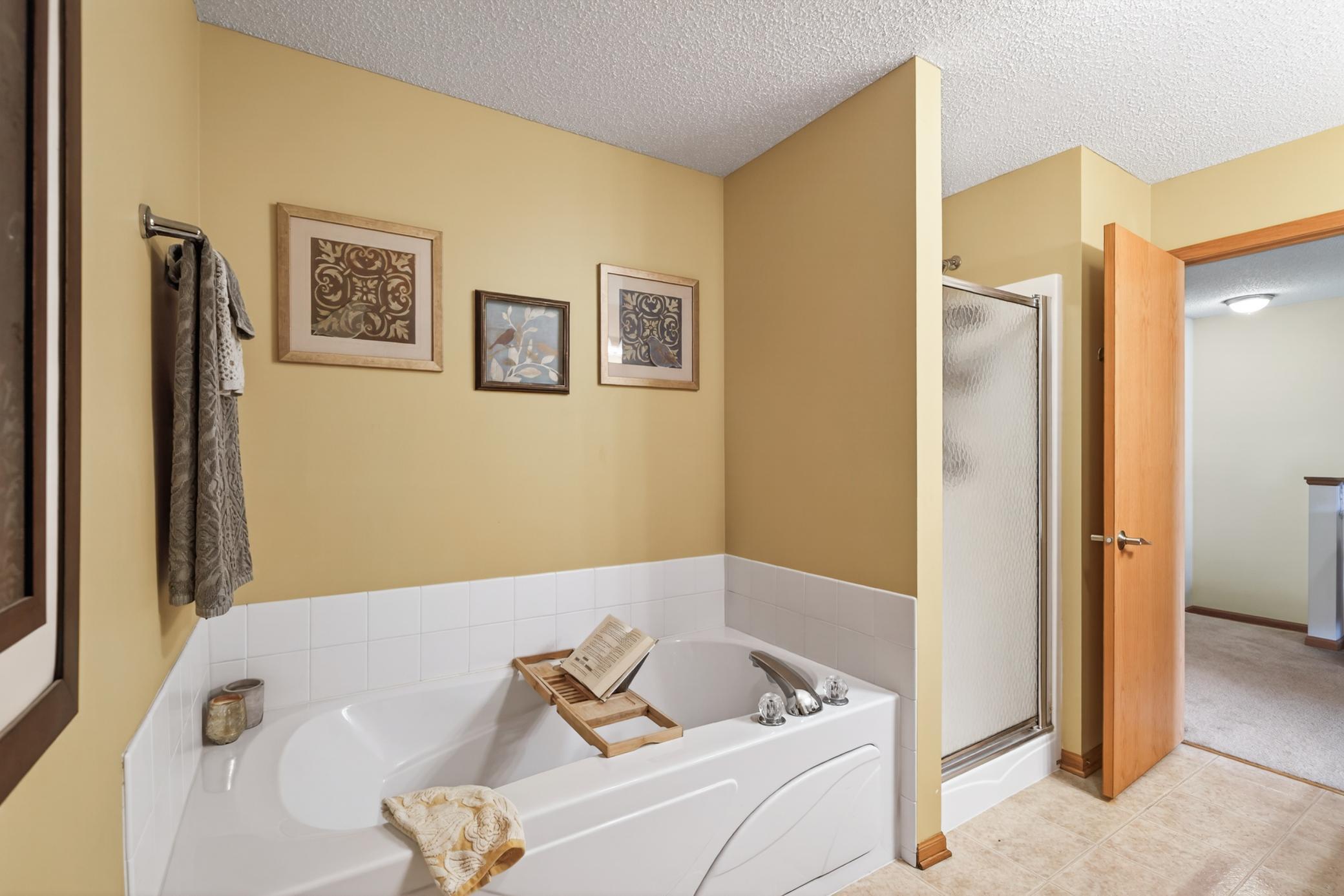 Upper level walkthrough bathroom