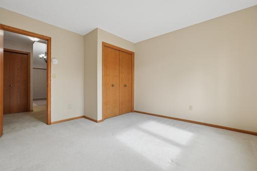13530 Parkwood Drive, Burnsville, MN 55337
