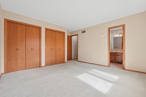 13530 Parkwood Drive, Burnsville, MN 55337