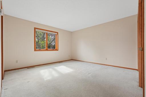 13530 Parkwood Drive, Burnsville, MN 55337