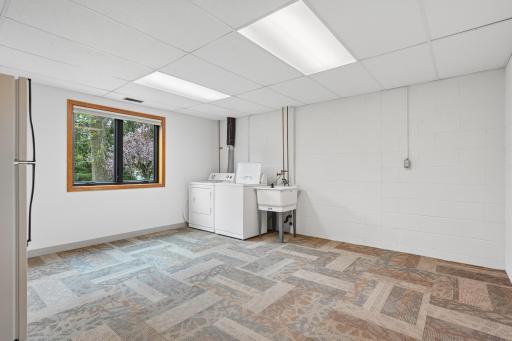 13530 Parkwood Drive, Burnsville, MN 55337