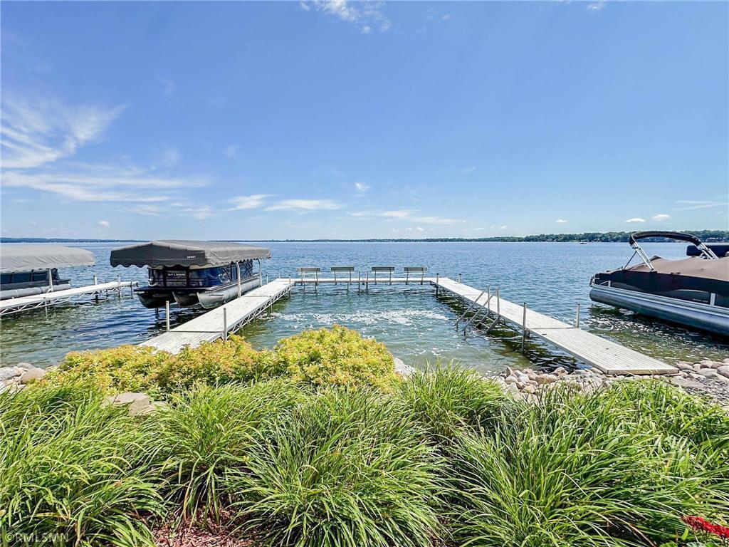 Boat slip Included/Shared Dock System