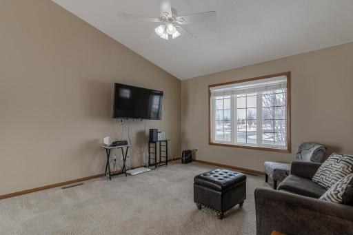 612 Saint Andrews Drive, Mankato, MN 56001