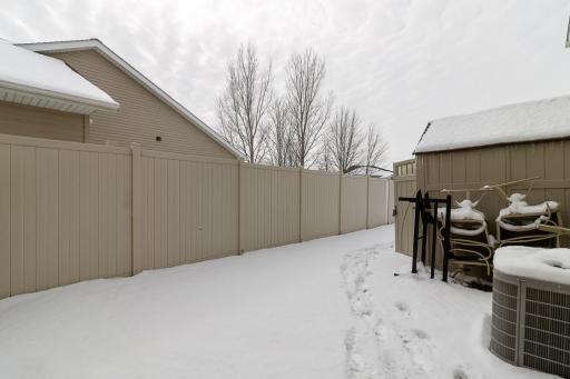 612 Saint Andrews Drive, Mankato, MN 56001