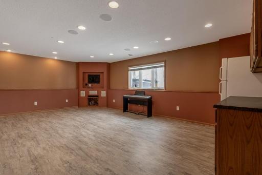 612 Saint Andrews Drive, Mankato, MN 56001