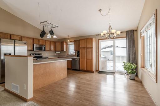 612 Saint Andrews Drive, Mankato, MN 56001