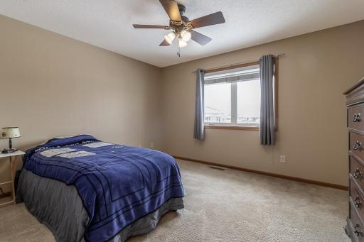 612 Saint Andrews Drive, Mankato, MN 56001