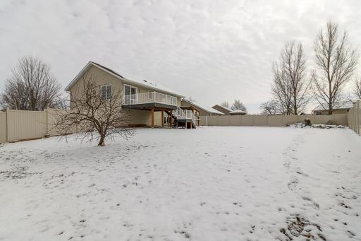 612 Saint Andrews Drive, Mankato, MN 56001