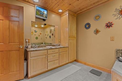 96 Kimberly Court SW, Pine Island, MN 55963