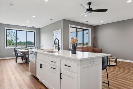 An oversized island, perfect for entertaining
